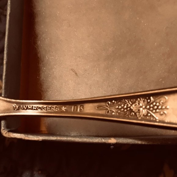 Vintage Wm. Rogers Baby Spoon w/Original Box - Picture 6 of 6